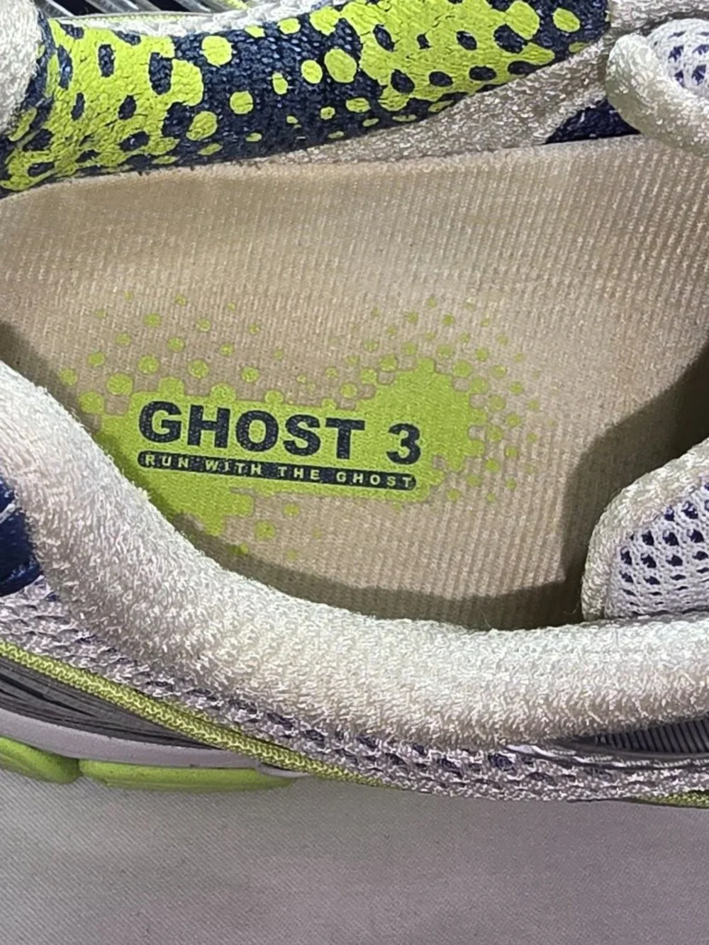 Brooks Ghost 3 Running Shoes Women’s 11 Wide White Navy Lime Y2K Sneakers